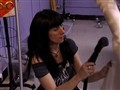 Play  Project Runway - It's a Project Runway First! 