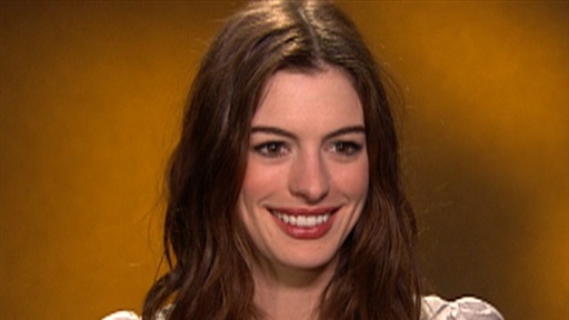 Anne Hathaway On 'Alice in Wonderland' & Obsessing Over Tim Burt Video