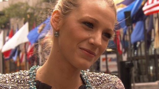 Does Blake Lively's 'Green Lantern' Character Go Bad? Video