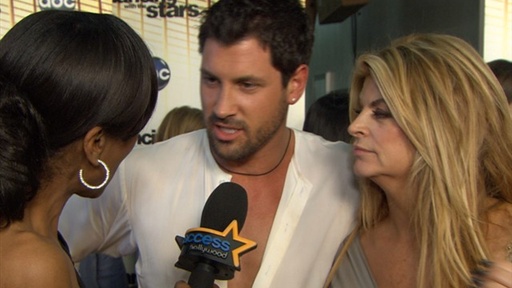 Kirstie Alley & Maksim Chmerkovskiy's Dramatic 'Dancing' Fall