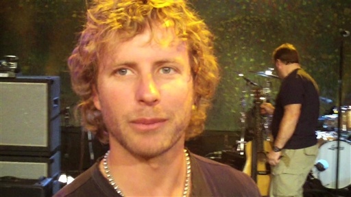 Four Questions With Dierks Bentley