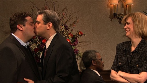 Kissing Family Video