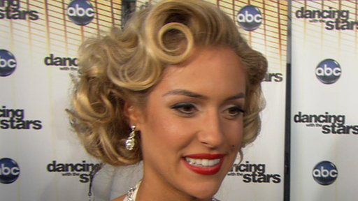 Kristin Cavallari Channels Marilyn Monroe for 'Dancing' Video
