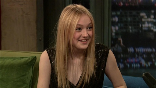 Dakota Fanning Swings a Mean Microphone